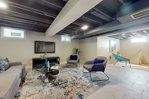 130 West Ellis Avenue Libertyville IL 60048