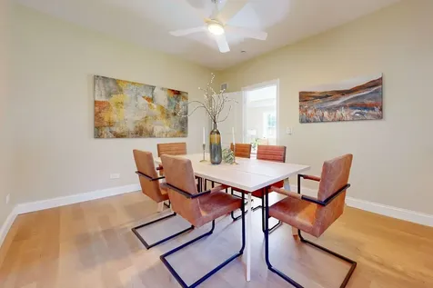 130 West Ellis Avenue Libertyville IL 60048