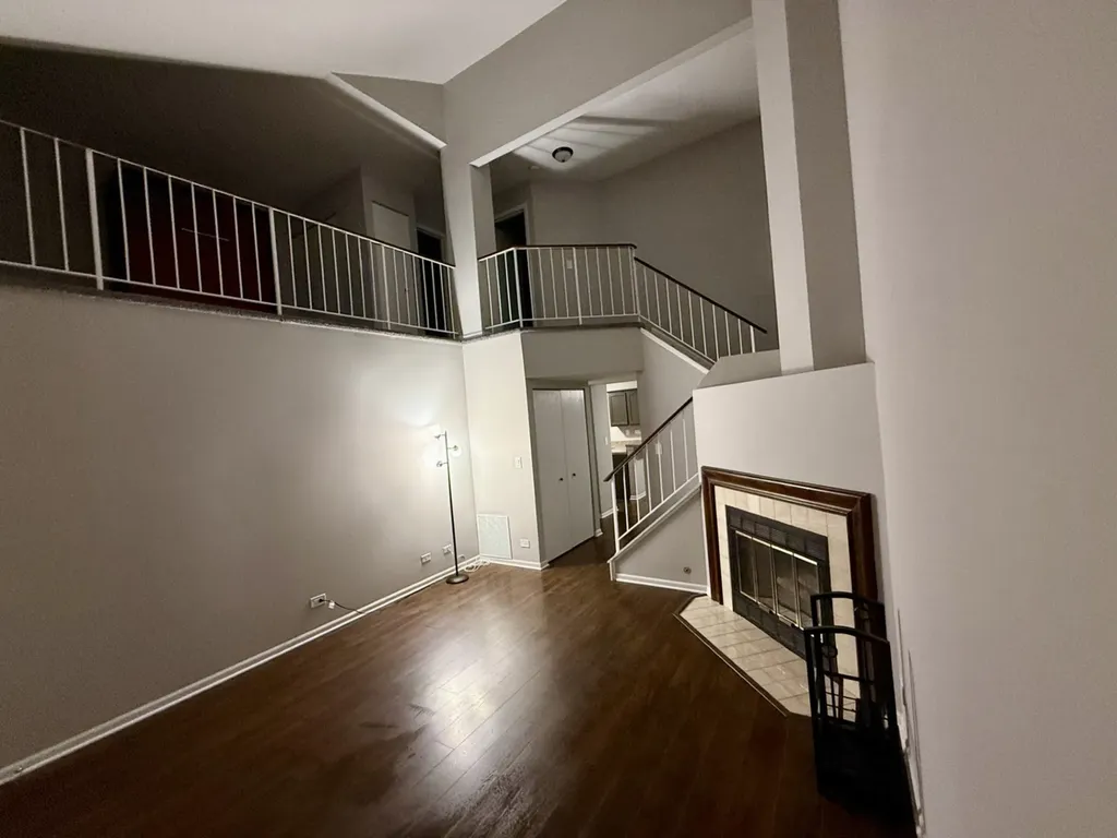 38 Crab Tree Drive Westmont IL 60559