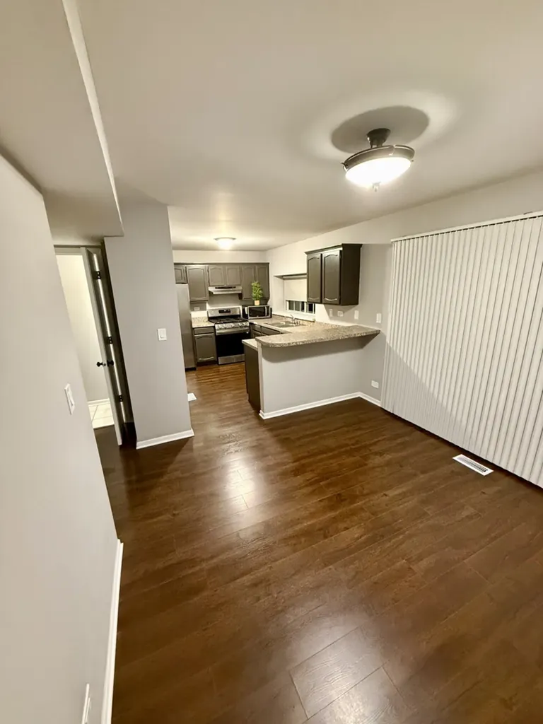 38 Crab Tree Drive Westmont IL 60559