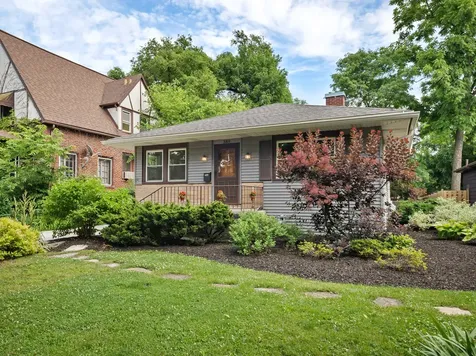 389 Addison Road Riverside IL 60546