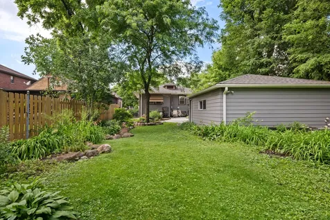 389 Addison Road Riverside IL 60546