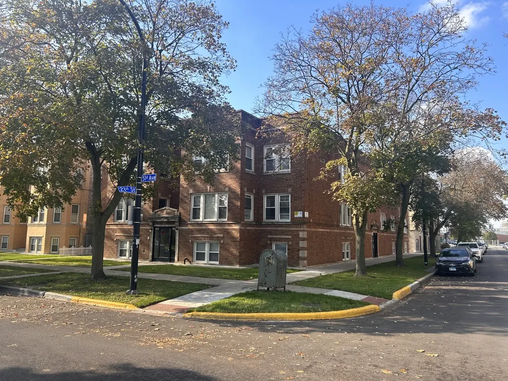 5105 West 21st Street Cicero IL 60804