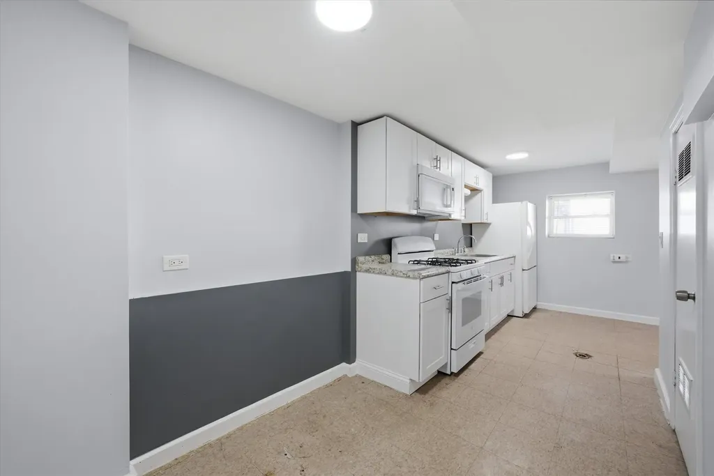 3509 South Mozart Street Chicago IL 60632