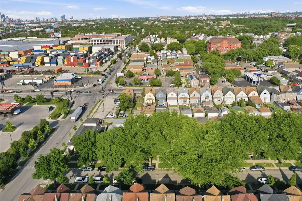 3509 South Mozart Street Chicago IL 60632