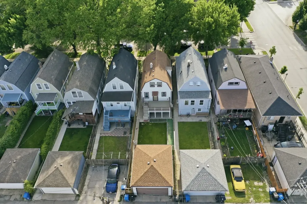 3509 South Mozart Street Chicago IL 60632