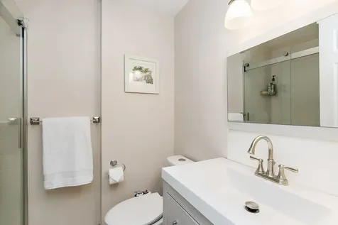 4931 Carriage Drive Gurnee IL 60031