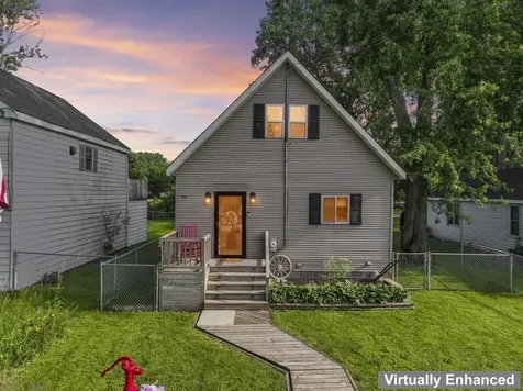1316 Nippersink Drive Spring Grove IL 60081