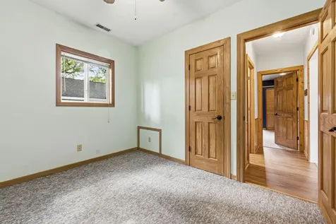 1316 Nippersink Drive Spring Grove IL 60081