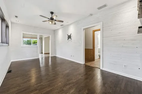 1316 Nippersink Drive Spring Grove IL 60081