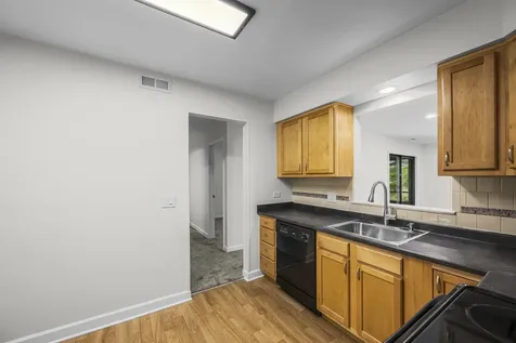 1365 North Sterling Avenue Palatine IL 60067