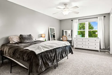 1240 Beacon Hill Court Normal IL 61761
