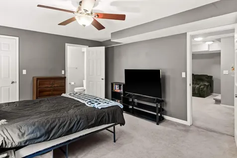 1240 Beacon Hill Court Normal IL 61761