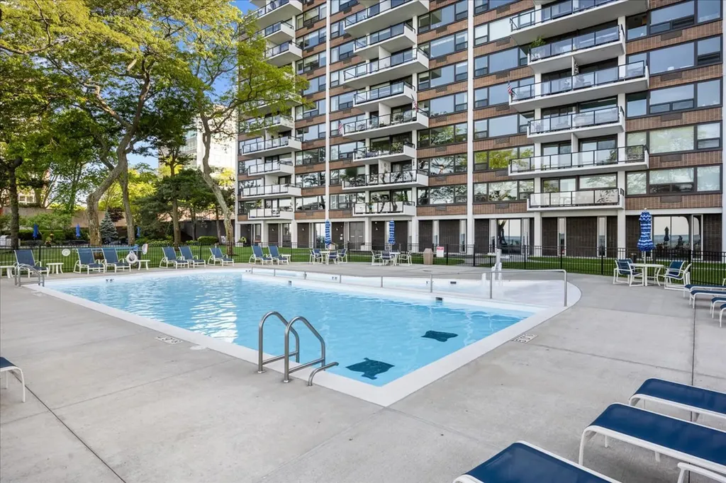 1630 Sheridan Road Wilmette IL 60091
