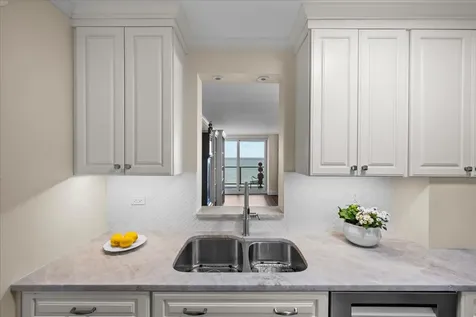 1630 Sheridan Road Wilmette IL 60091