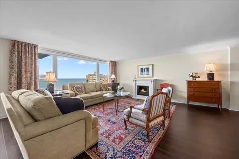 1630 Sheridan Road Wilmette IL 60091