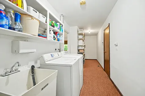 23W303 Cambridge Court Glen Ellyn IL 60137