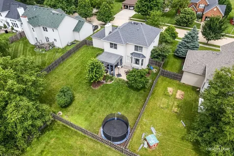 386 Essex Drive Oswego IL 60543