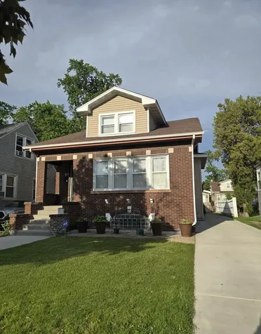 927 24TH Avenue Bellwood IL 60104