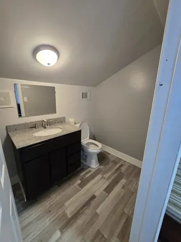 927 24TH Avenue Bellwood IL 60104