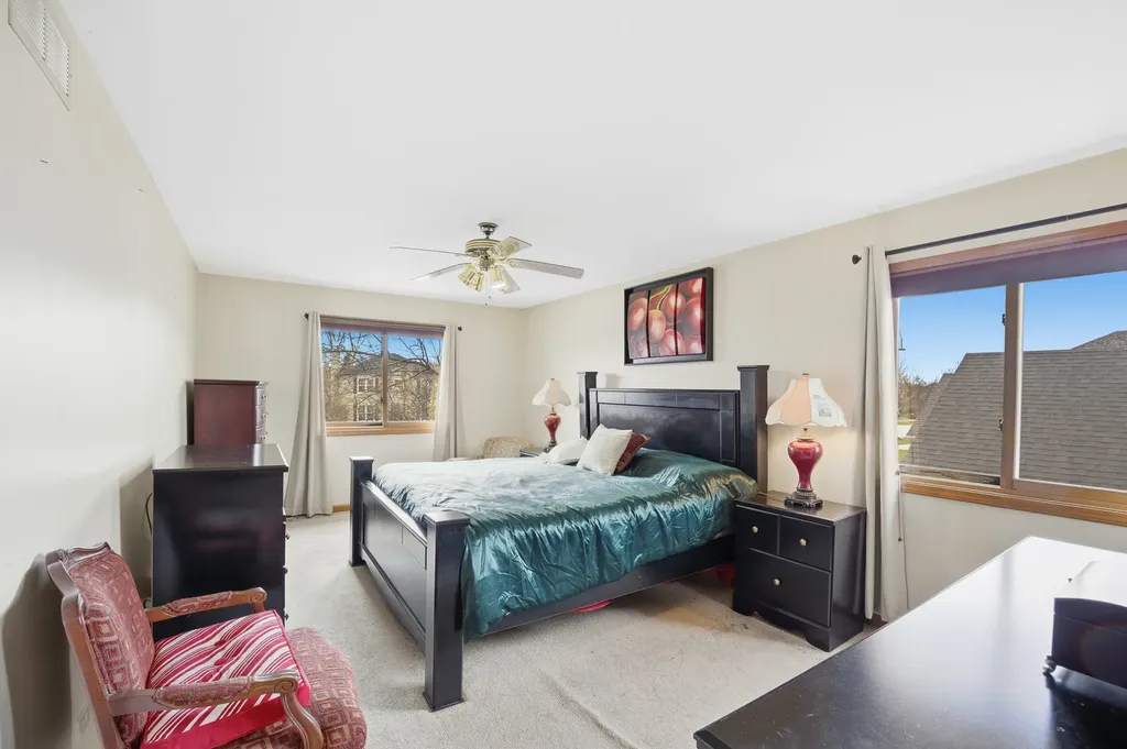 4807 Clearwater Lane Naperville IL 60564
