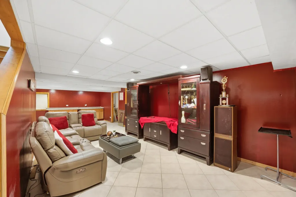4807 Clearwater Lane Naperville IL 60564