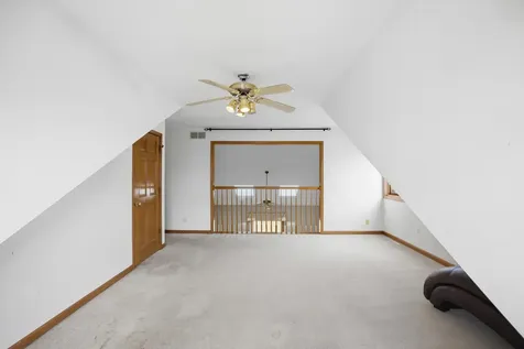 4807 Clearwater Lane Naperville IL 60564