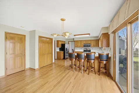 4807 Clearwater Lane Naperville IL 60564