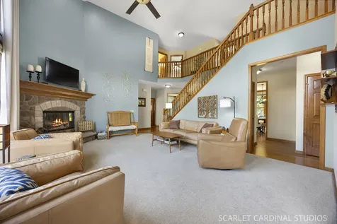822 Farm Drive West Chicago IL 60185