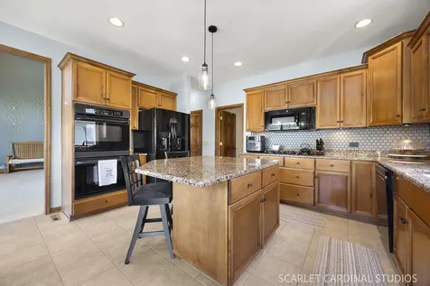 822 Farm Drive West Chicago IL 60185