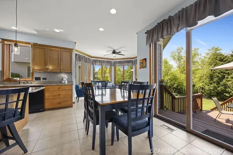 822 Farm Drive West Chicago IL 60185