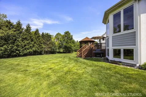 822 Farm Drive West Chicago IL 60185