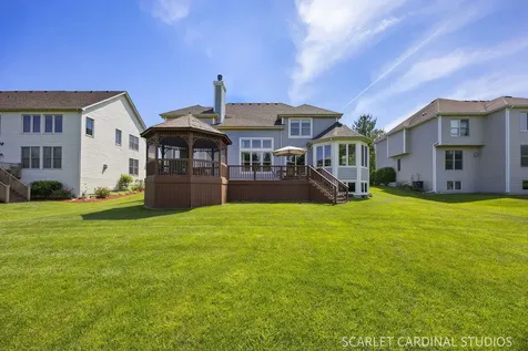 822 Farm Drive West Chicago IL 60185