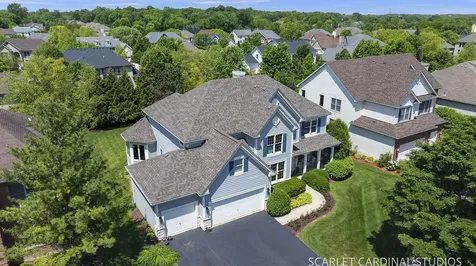 822 Farm Drive West Chicago IL 60185