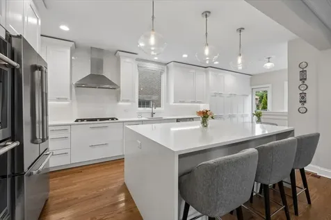931 Lathrop Avenue River Forest IL 60305