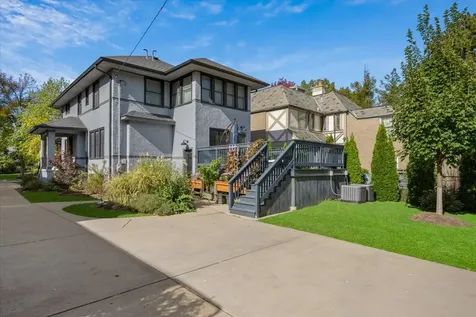 931 Lathrop Avenue River Forest IL 60305