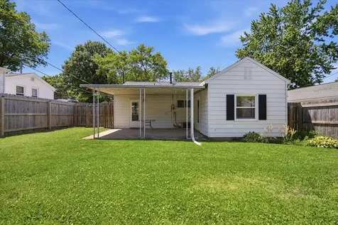 1109 North State Street Bloomington IL 61701