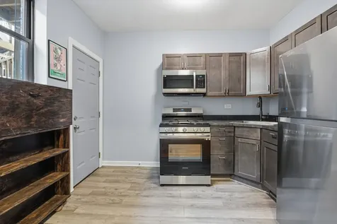 1904 North Drake Avenue Chicago IL 60647