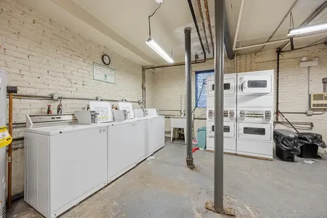 1904 North Drake Avenue Chicago IL 60647