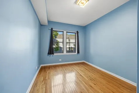 1904 North Drake Avenue Chicago IL 60647