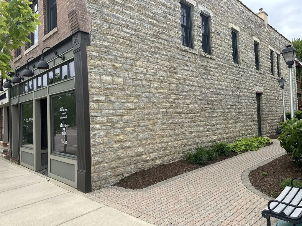 129 South Batavia Avenue Batavia IL 60510