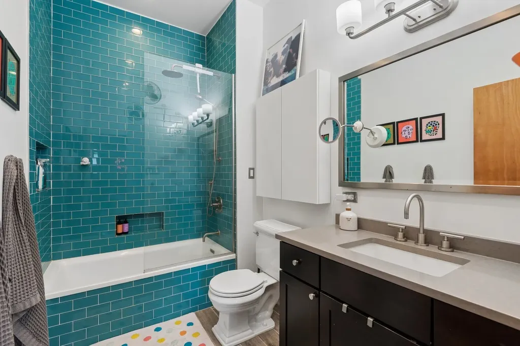 2401 West Ohio Street Chicago IL 60612