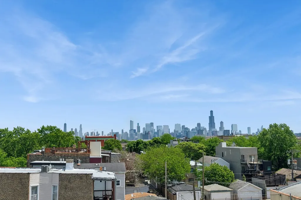 2401 West Ohio Street Chicago IL 60612
