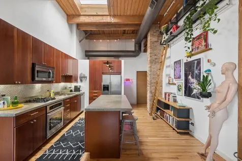 2401 West Ohio Street Chicago IL 60612