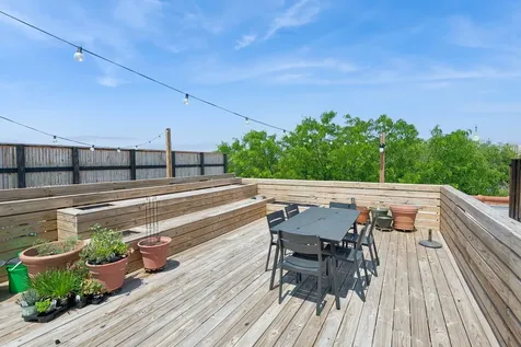 2401 West Ohio Street Chicago IL 60612