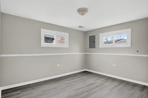 1537 West 165th Street Markham IL 60426