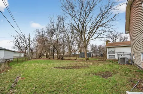 1537 West 165th Street Markham IL 60426