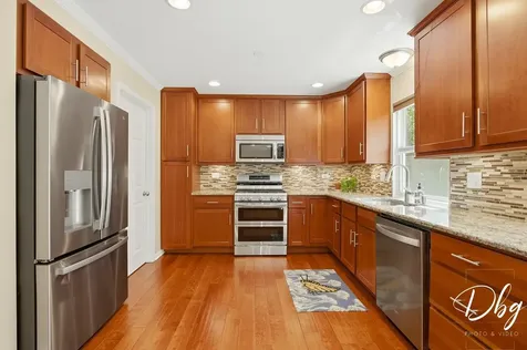 319 East Camden Lane Round Lake Beach IL 60073