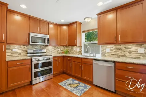 319 East Camden Lane Round Lake Beach IL 60073