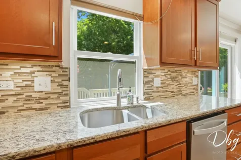 319 East Camden Lane Round Lake Beach IL 60073